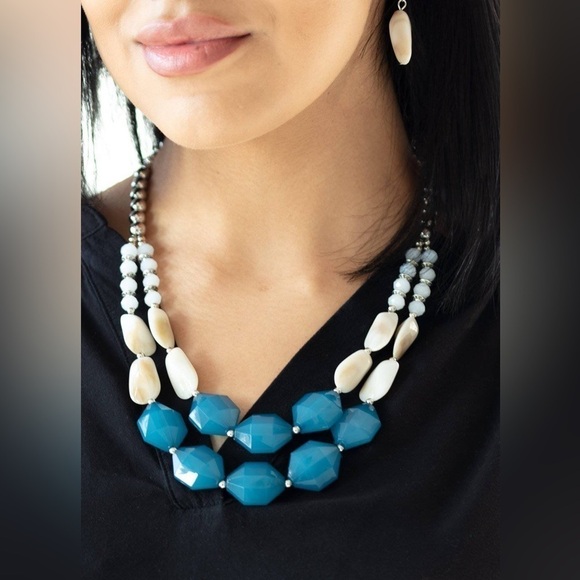 Paparazzi Seacoast Sunset Blue Bead Necklace - Picture 1 of 3